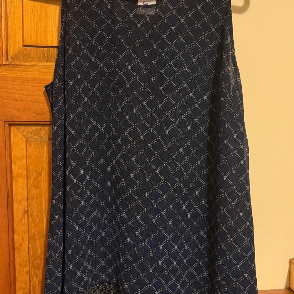 cabi Scallop Top